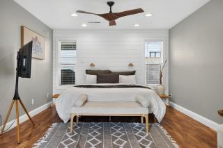 Downtown Zion Launchpad with Hot Tub & Golf - 9