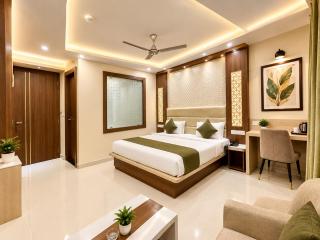 Hotel K-P Grand Heritage Near Jagannath Temple And Sea Beach # Fully Air Conditioning Luxuary Rooms# Restaurant # Lift and Parking Service - 8