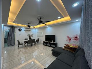 Shahaya Homestay - 0