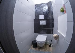 Cozy Prague Apartment Free Parking - 8