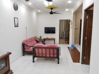 Sri Pagoh Homestay - 9