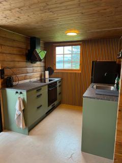 Cozy cabin by the waterfront - 20 minutes from the city center - 1