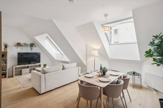 Bright Designer Loft near Kahlenberg - 0