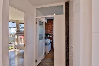 Jbay Holiday Home - 4