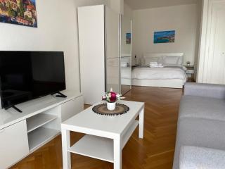 8 min to Lausanne train station - 5