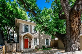 Historic Victorian ️ Walk to UT Austin Free Parking - 9