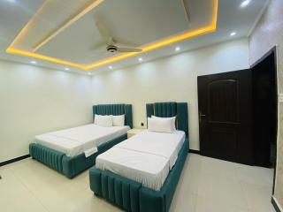 Zanova Hotel Islamabad - 0