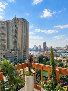 Garden City 2BR Jacuzzi & Nile view TUWA 1 - 5