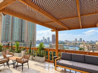 Garden City 2BR Jacuzzi & Nile view TUWA 1 - 4