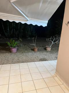 Quiet 2-bedroom apartment - Garden, Wi-Fi - Residence with pool - 8