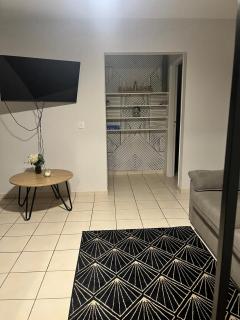 Quiet 2-bedroom apartment - Garden, Wi-Fi - Residence with pool - 6