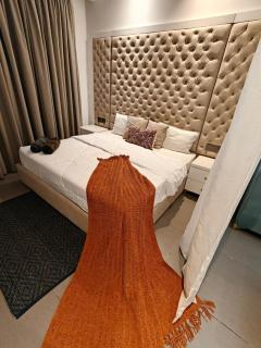 Stay Royal Stay Avika - Super Nova Spira Towers - 9
