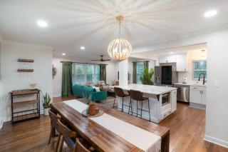 Savannah Luxe -Htd Pool, Ht Tub, Mini Golf, Firepit - 2