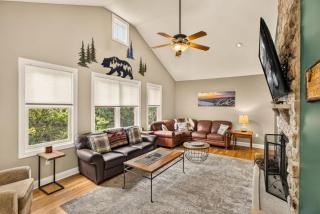 Walk to Big Boulder Ski | Hot Tub + Game Room - 9