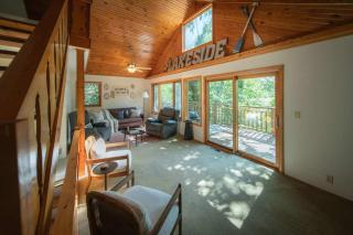 Waterfront Lake Views Villa with Hot tub in Hocking Hills - 9