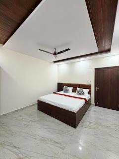 Royal Night Hotel & Resort - 9