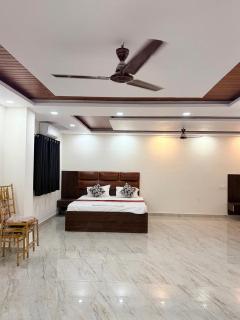 Royal Night Hotel & Resort - 3