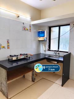 DamanNest Homestay Couples Families Solo Women Welcome - 9