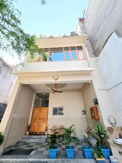 Shanker Bhawan Homestay - 9
