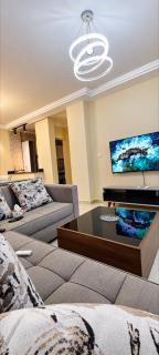 Chill Vibes 1- BR Apartment in Al Rehab, - 0