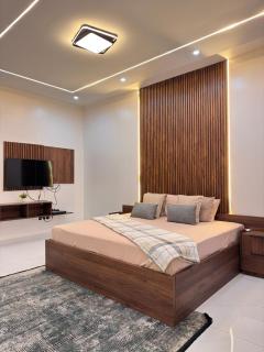 Dluxe Suites - 9