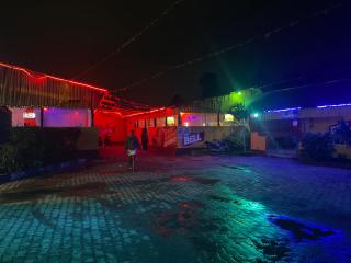 SKY07 Sports bar & motel - 3