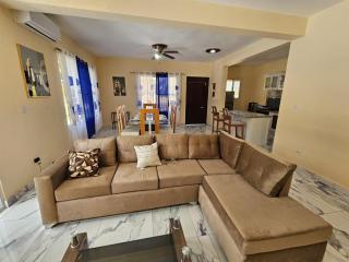 Luxury 8 King BR w Private Pool, & Event Space - 6