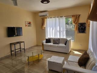 Luxury 8 King BR w Private Pool, & Event Space - 3