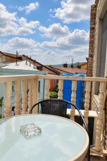 Six Rooms Tbilisi - 9