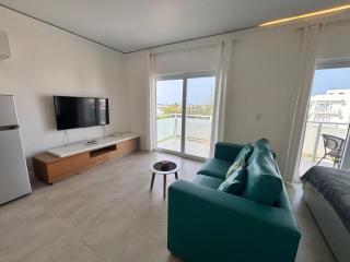 Oceanfront Dreams-Huge balcony w Ocean Views - 4
