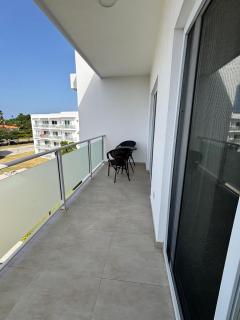 Oceanfront Dreams-Huge balcony w Ocean Views - 1