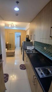 Sabina's one bedroom condo at Shore tower C - 4
