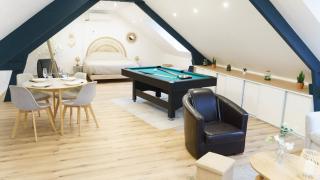 Logement Privé avec espace détente Spa de nage, Spa, Hammam, Sauna - 4