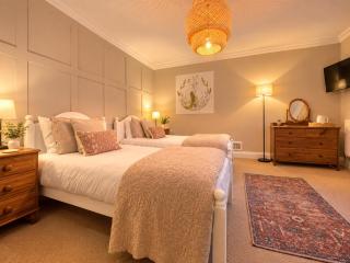 The Wild Boar Guest House - 9