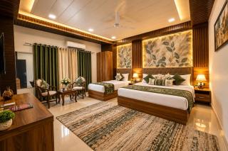 Hotel NyshaMont Suite Near Delhi Airport - Free Airport Pickup & Drop - 9