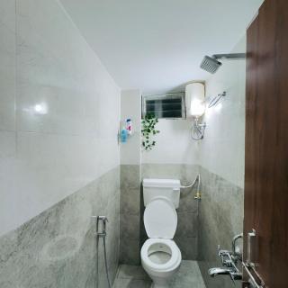 Premium 1BHK in Gachibowli Couple Family Stay - 2