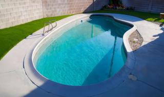 Cozy Home with PoolJacuzzi-Central Location - 9