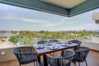 Condominium with Wonderful View and Large Pool - 7