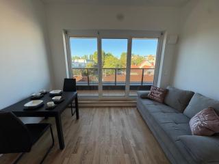 Penthouse Apartments & Playgrounds Graz - Graz - 3