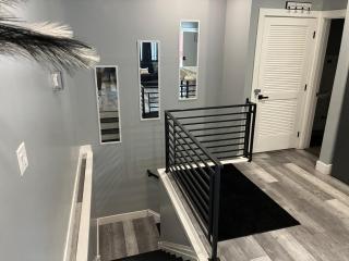 Experience Philadelphia 3-bedroom apartment oasis - 1
