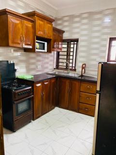 Comfort Zone - 3 Bedroom Apartment - Freetown - 1
