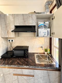 Cozy 1RK Near Medanta Hospital Medicity - 6