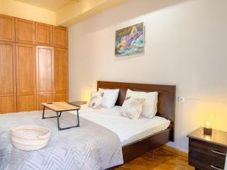 North Avenue Residence - 4