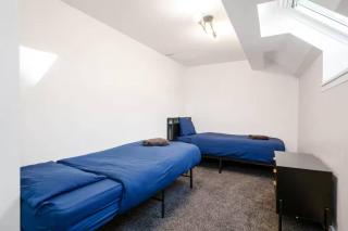 4 Bed - Blue Law 2 Collection Dundee - Dundee - 1