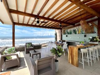 El Descanso Beachfront house with pool and view - 6