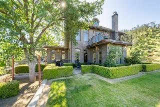Serene Millerton Lake Villa w/ Panoramic Lake View - 4