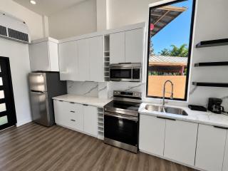The Hive Luxury 2BR Townhouse Pool & Rooftop 103 - 1