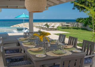 House with a private beach - 1