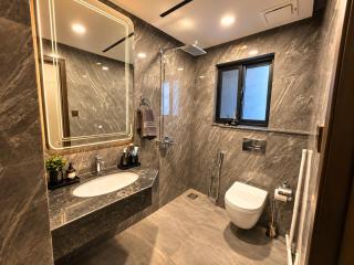 Zeta Luxury Suites I One Bedroom Apartment City View - 4