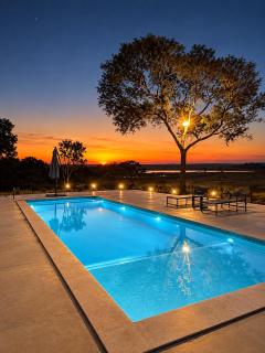 Casa de campo exclusiva com piscina, fire pit e vista para lagoa - 0
